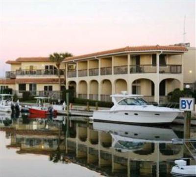фото отеля Inn at Camachee Harbor