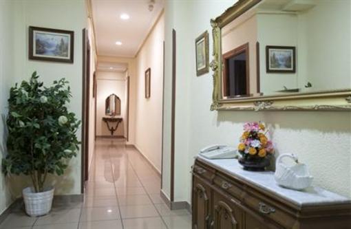 фото отеля Hostal Maria Luisa Madrid