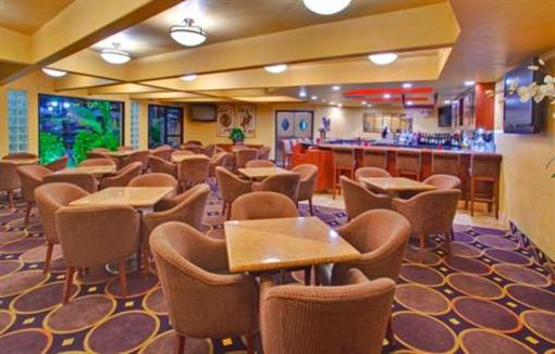 фото отеля Holiday Inn San Diego-Bayside