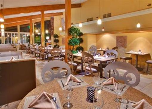 фото отеля Holiday Inn San Diego-Bayside