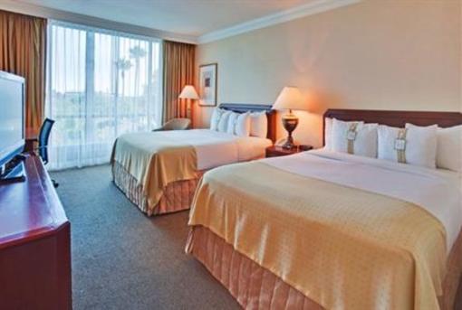 фото отеля Holiday Inn San Diego-Bayside