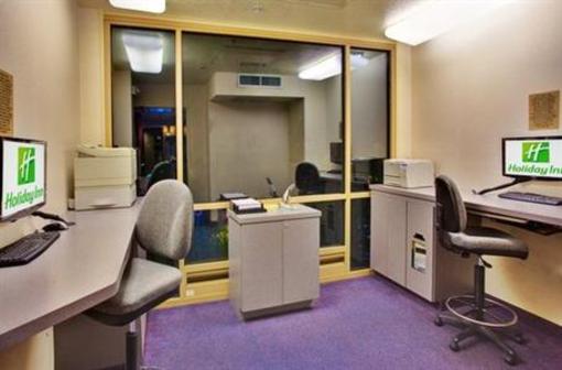 фото отеля Holiday Inn San Diego-Bayside