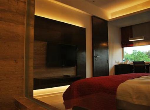 фото отеля Maya Hotel Chandigarh