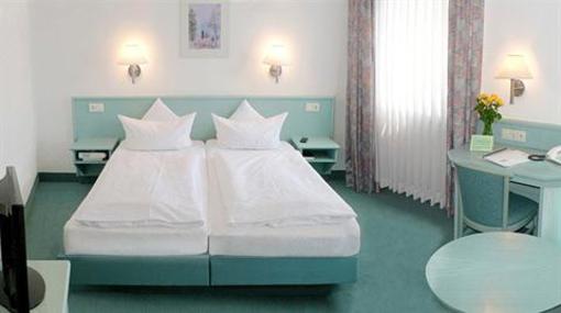 фото отеля Till Eulenspiegel Nichtrauchhotel Hotel Würzburg