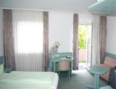 фото отеля Till Eulenspiegel Nichtrauchhotel Hotel Würzburg