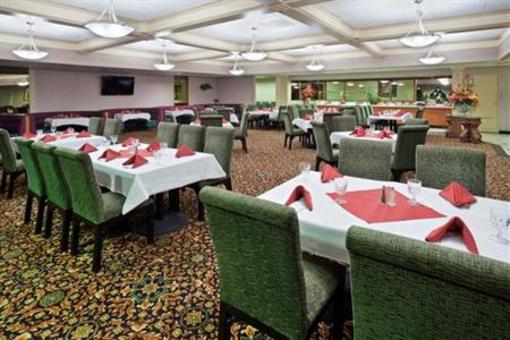 фото отеля Crowne Plaza Oakland South Union City