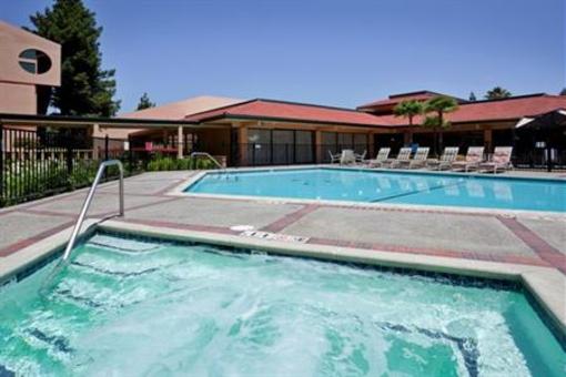 фото отеля Crowne Plaza Oakland South Union City