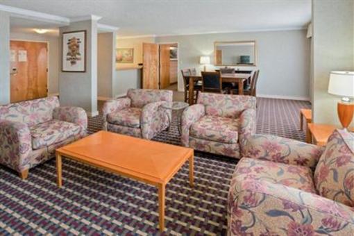 фото отеля Crowne Plaza Oakland South Union City