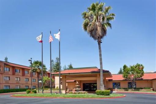 фото отеля Crowne Plaza Oakland South Union City