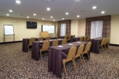 фото отеля BEST WESTERN Bastrop Pines Inn