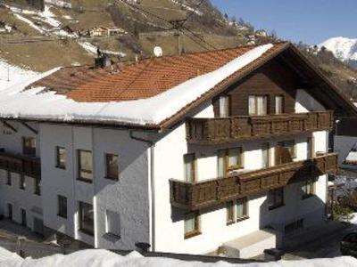 фото отеля Hotel Neuwirt Kirchdorf in Tirol