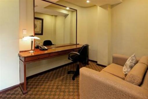 фото отеля Holiday Inn Hotel & Suites Zona Rosa