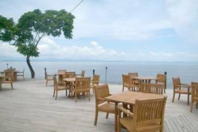фото отеля Anchorage Beach Resort