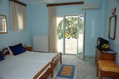 фото отеля St Nicholas Beach Apartments