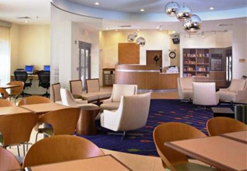 фото отеля SpringHill Suites St. Louis Brentwood