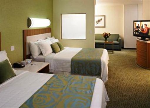 фото отеля SpringHill Suites St. Louis Brentwood