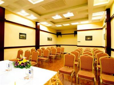 фото отеля Mittapheap Hotel