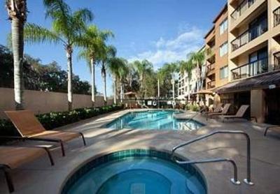 фото отеля Courtyard Orlando East UCF