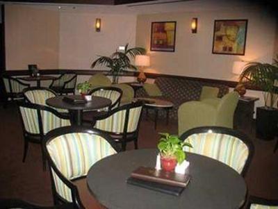 фото отеля Doubletree Guest Suites Charlotte / SouthPark