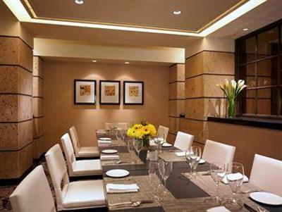 фото отеля Sheraton Universal Hotel