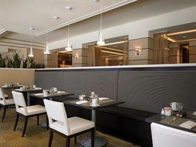 фото отеля Sheraton Universal Hotel