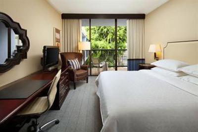 фото отеля Sheraton Universal Hotel