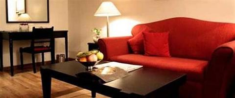 фото отеля Hotel Minerva Grand