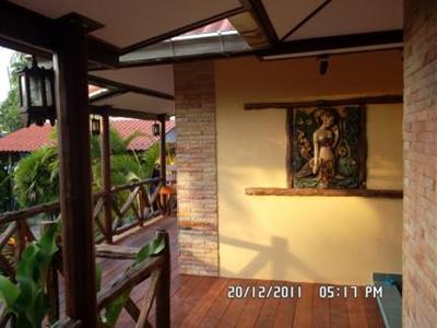 фото отеля Sea Breeze Bungalows