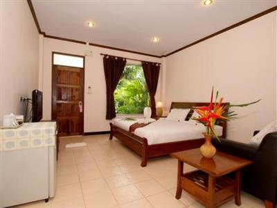 фото отеля Sea Breeze Bungalows