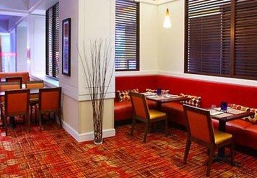 фото отеля Minneapolis Marriott Southwest