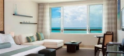 фото отеля Gansevoort Turks and Caicos