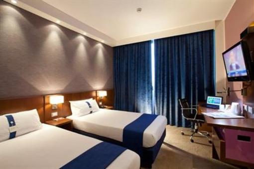фото отеля Holiday Inn Express Reggio Emilia