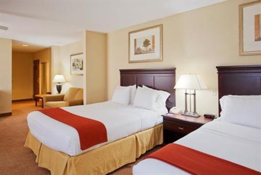 фото отеля Holiday Inn Express Hotel & Suites Brookhaven