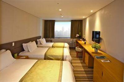 фото отеля Nine Tree Hotel
