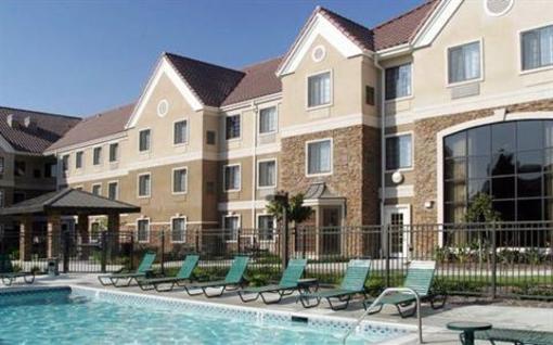 фото отеля Staybridge Suites San Diego Rancho Bernardo Area