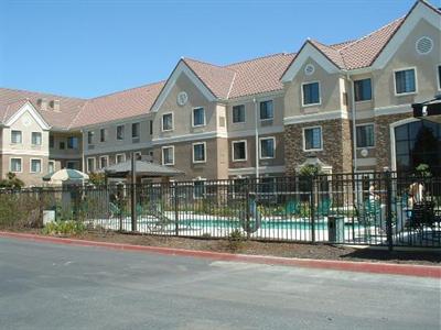 фото отеля Staybridge Suites San Diego Rancho Bernardo Area