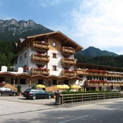 фото отеля Gasthof Alpenhof Mariastein