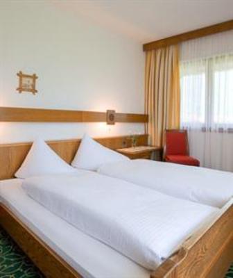 фото отеля Der Michaelerhof Hotel Radfeld