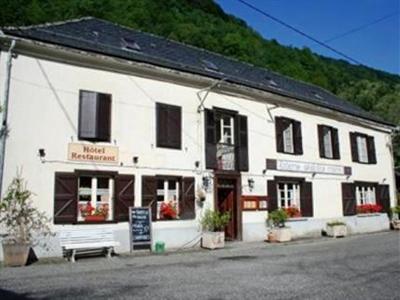 фото отеля Auberge des Deux Rivieres