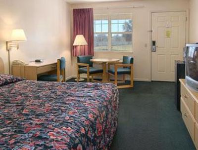 фото отеля Super 8 Motel Madison (Florida)