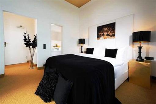 фото отеля Hotel Friends Linz Am Rhein