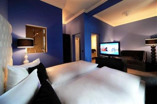 фото отеля Hotel Friends Linz Am Rhein