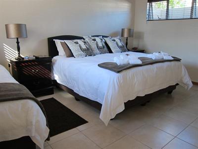 фото отеля Aristocats Guest House