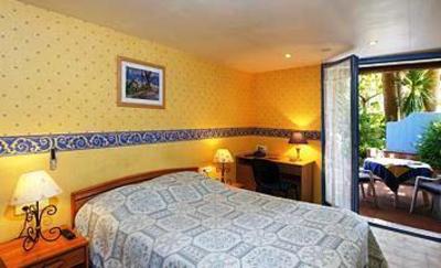 фото отеля Auberge Des Pins