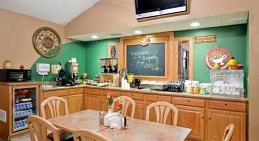 фото отеля AmericInn Lodge & Suites Beulah (North Dakota)