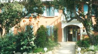 фото отеля Lou Riou Resort Saint-Tropez