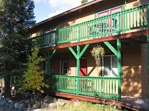 фото отеля McKinley Creekside Cabins