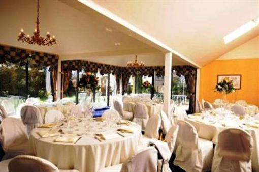 фото отеля The Riverside Hotel Mildenhall