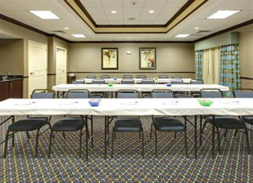 фото отеля Holiday Inn Express Hotel & Suites Covington (Tennessee)