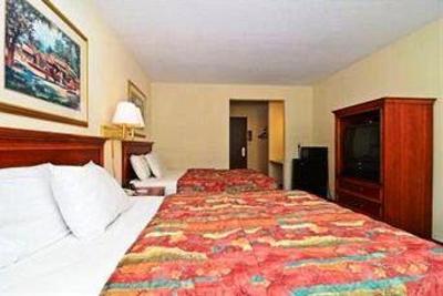 фото отеля Lake St. Louis-Days Inn